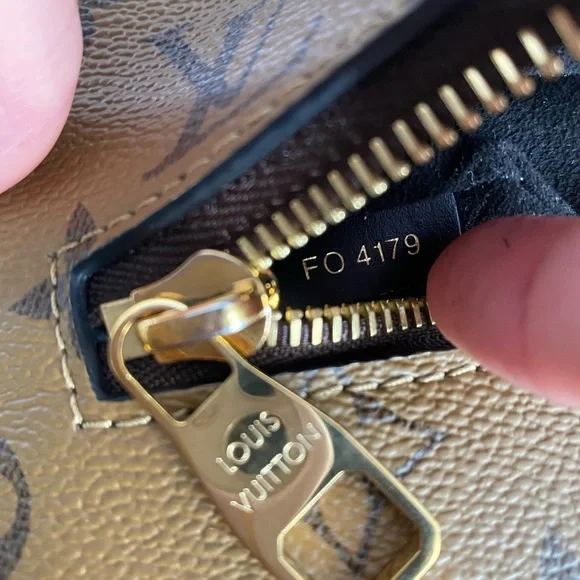 ***SOLD*** Louis Vuitton Pochette Metis Reverse. Not for sale - Picture 9 of 12